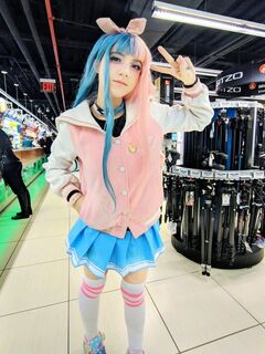Lana Rain