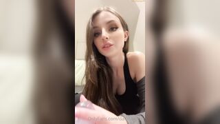 DAINTY WILDER ANAL GAPING