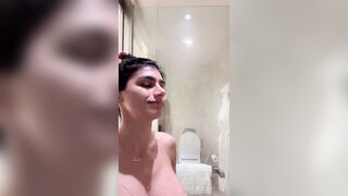 Mia Khalifa Pussy Slip PPV