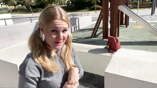 Iviroses - Blindfolded squirt in playground