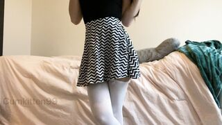 cumkitten99 - upskirt solo fingering