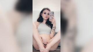 Dainty Wilder