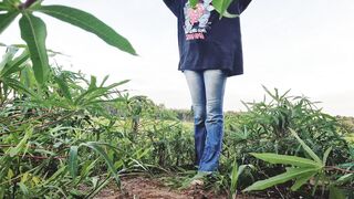 Misssweetteen - 4K Pee Outdoors