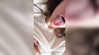 Anna Malygon Aheago underboob slip