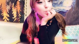 linnyxx - gf's young virgin sister sneaks into your bed