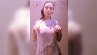 Maimy ASMR Shower nip slip2