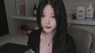 Yoon Ying ASMR