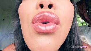 Kisses From Mistress