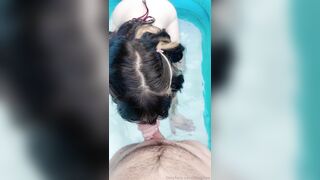 Frankiebunnie Frankiebunny POV Sex in the Pool Backshot