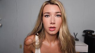 Sabrina Vaz ASMR