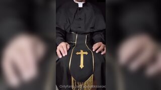 Scarlettkissesxo - she hears the priest's confession