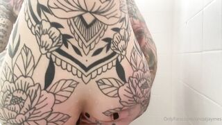 Awlivv Shower Anal with UncutJaymes